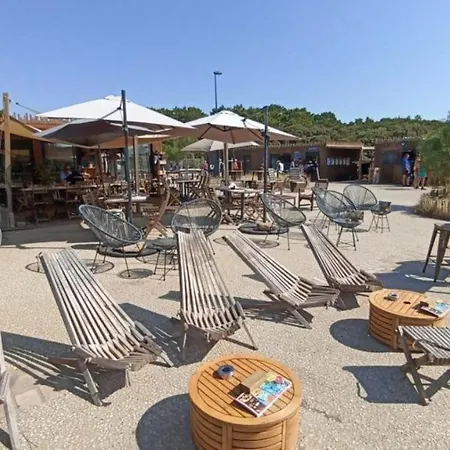 Holiday home Le Clos De La Guittiere - 6 Personnes