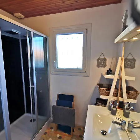 بيت للعطل Le Clos De La Guittiere - 6 Personnes *